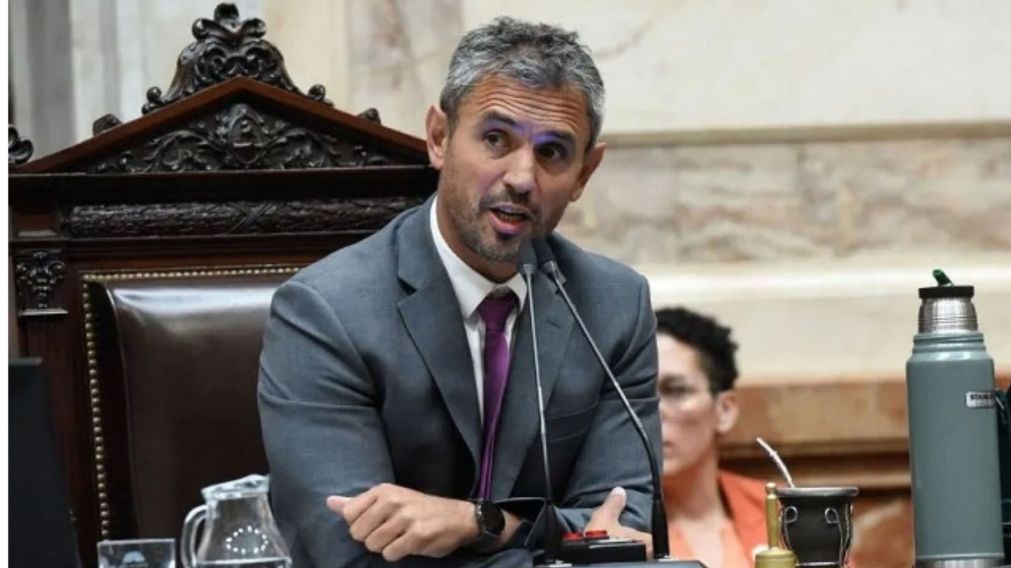 El titular de la Cámara de Diputados salió al cruce de las acusaciones y defendió a su primo y a la hermana del presidente Javier Milei ante la polémica por los audios filtrados.