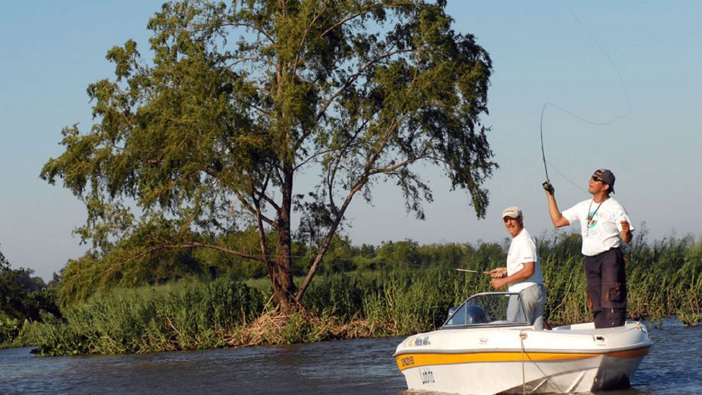 Un destino tranquilo junto al río, con paisajes verdes y actividades ideales para disfrutar en familia o con amigos.