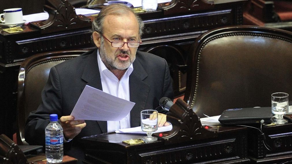 El legislador plante� que quienes critican no hacen propuestas.