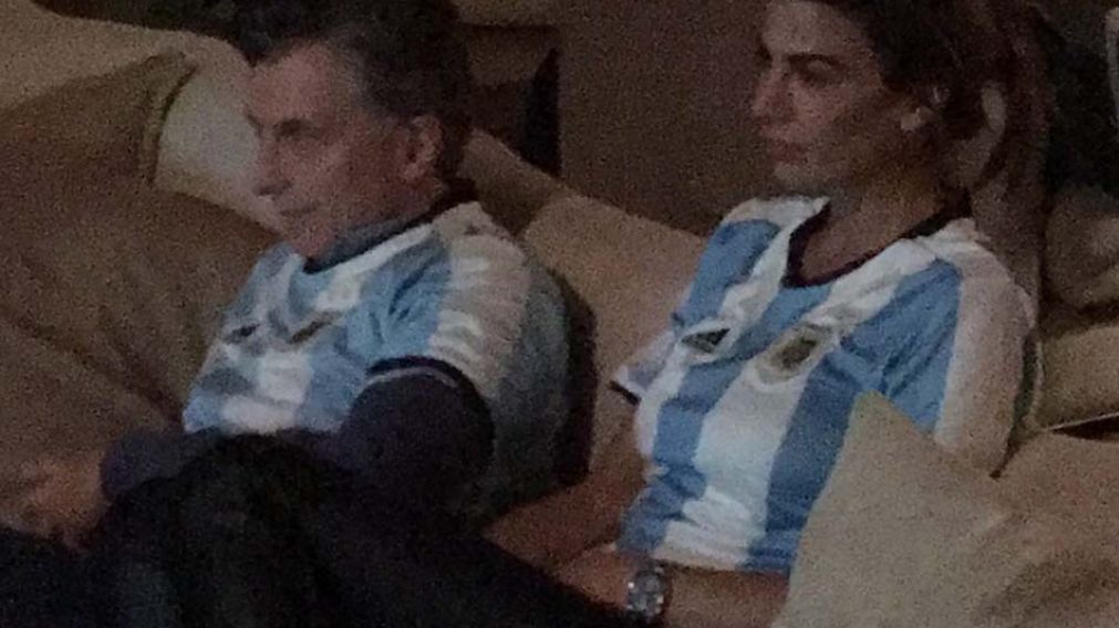 Macri alienta a la Selección desde la Casa Rosada.