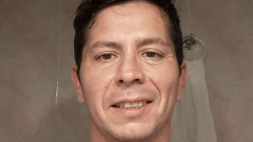 El femicida no tiene escrúpulos y busca pareja en Tinder.