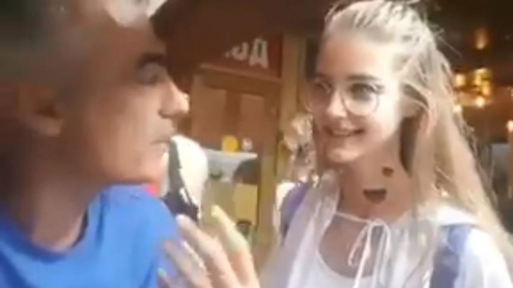 Argentino humilló a joven rusa y lo escracharon en las redes