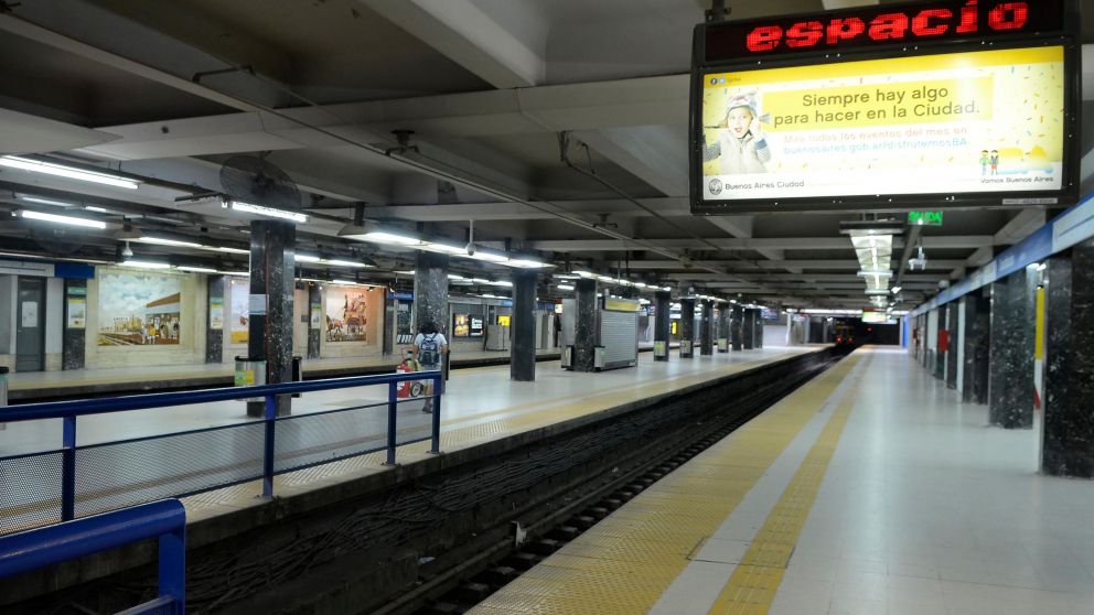 La medida de fuerza gremial alcanzar� a los trenes bajo tierra.