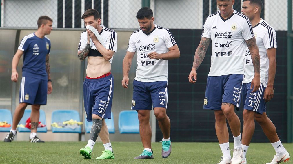 ¿Peligra la participación de Messi y compañía en Rusia? (AFP).
