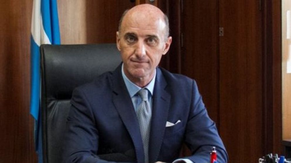 Renunció la mano derecha de Aranguren