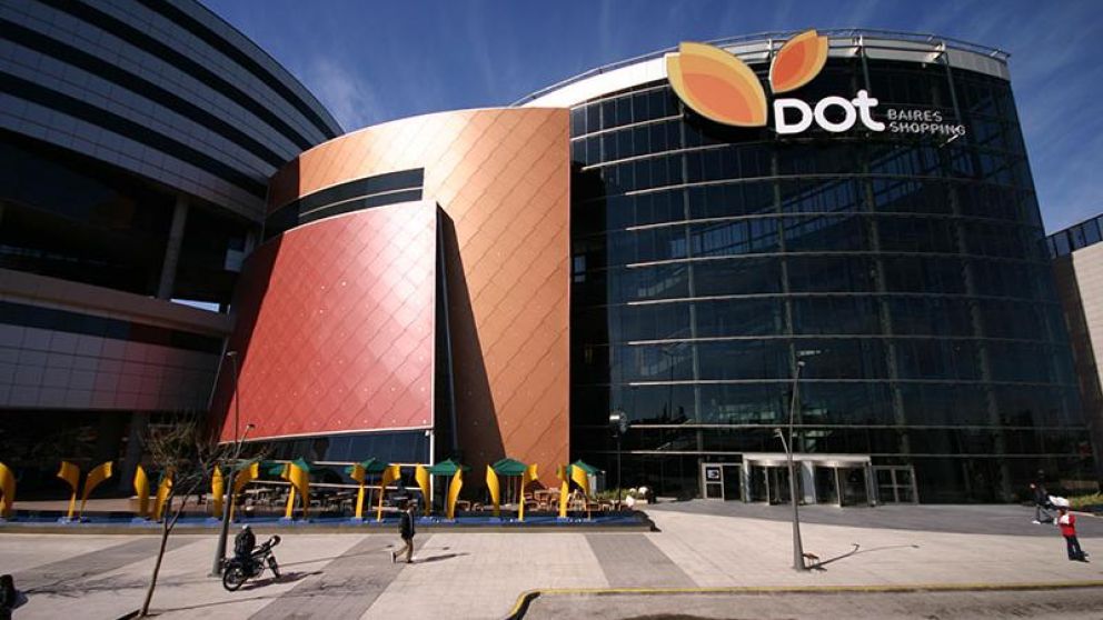El Dot Baires Shopping, fue uno de los centros comerciales allanados.