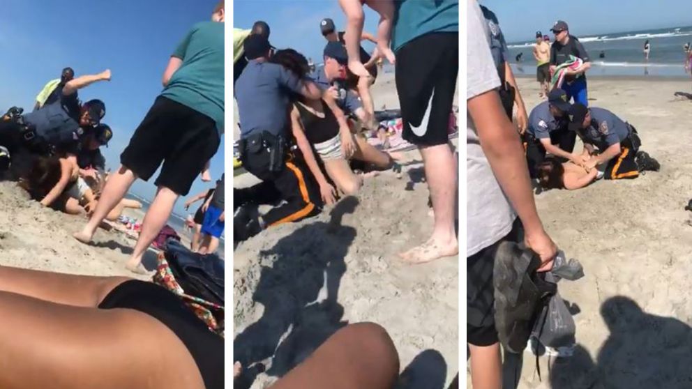 Los policias fueron separados de su cargo luego de la agresión. (Captura).