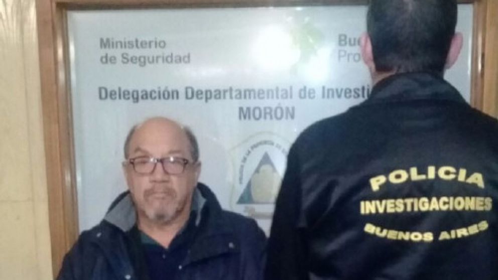 Este es el hombre que fue apresado por los servidores públicos.