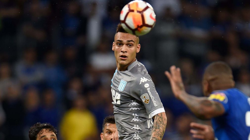 Lautaro pudo haber jugado su último partido en Racing (AFP).