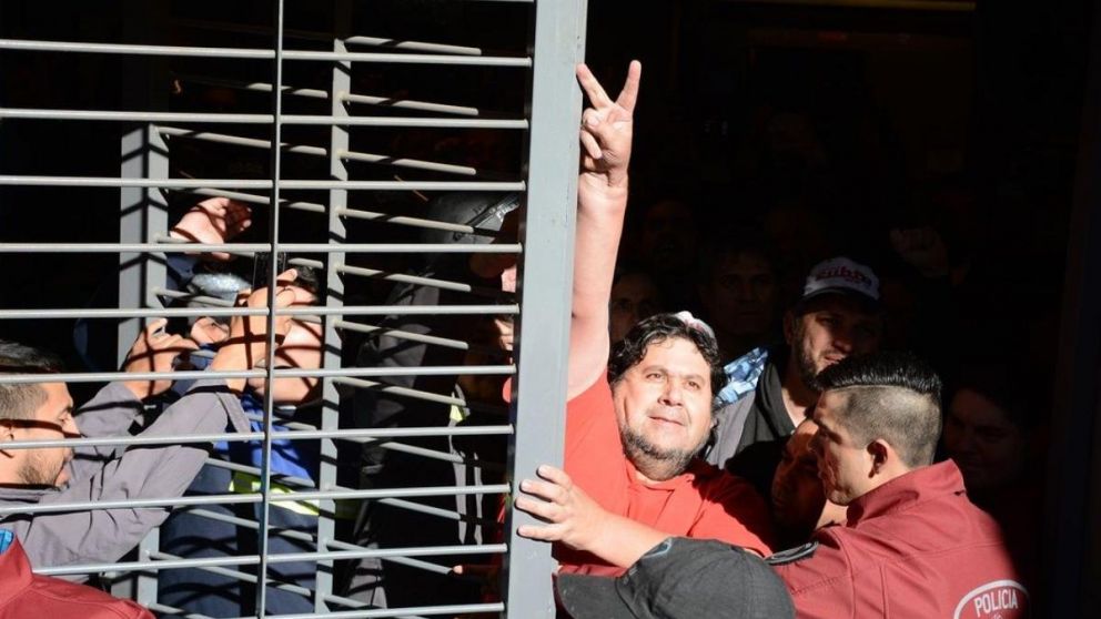 El momento de la detención de Segovia.