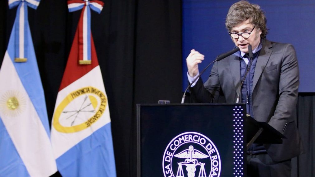 A qué hora habla este viernes Javier Milei desde Rosario.