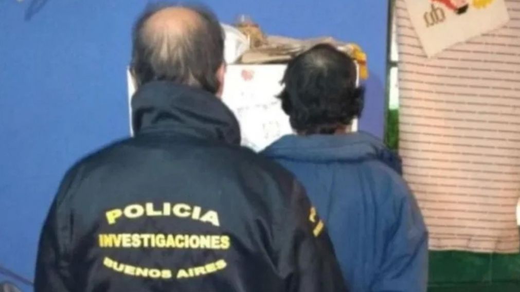 Este es el sujeto que result� aprehendido por los investigadores policiales.