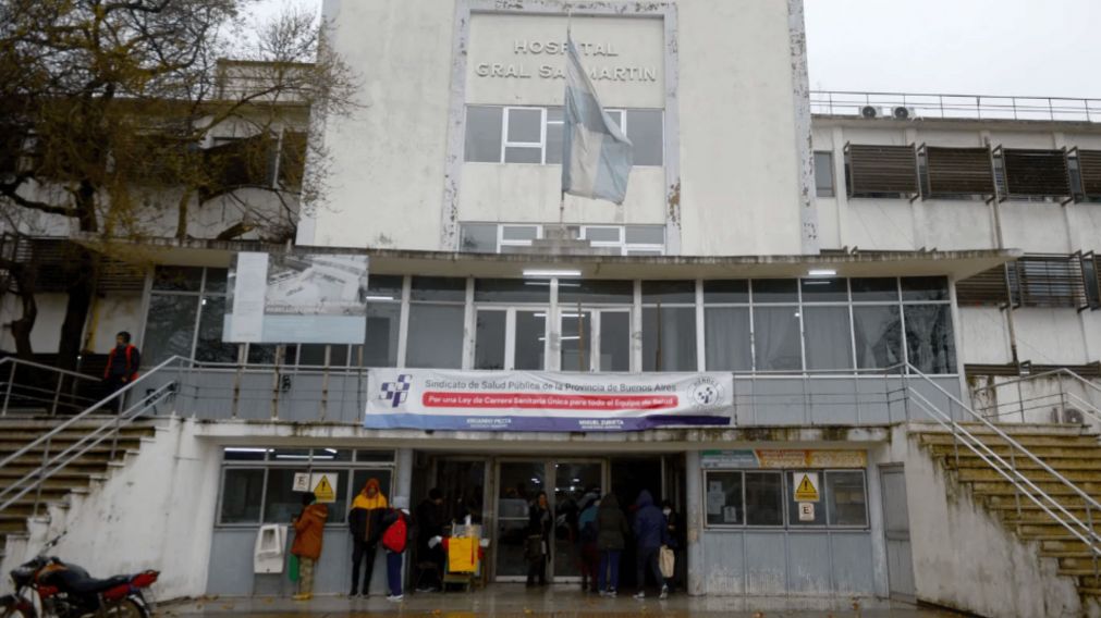 El herido fue operado de urgencia y sigue delicado (Gentileza 0221).