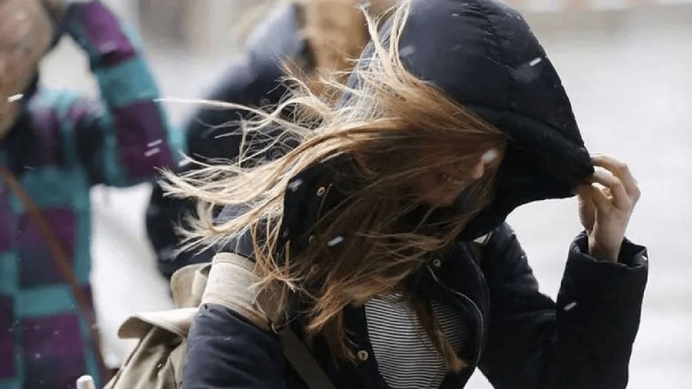 Lanzan una alerta meteorológica por fuertes ráfagas de viento en varias provincias: ¿Qué dice el pronóstico?