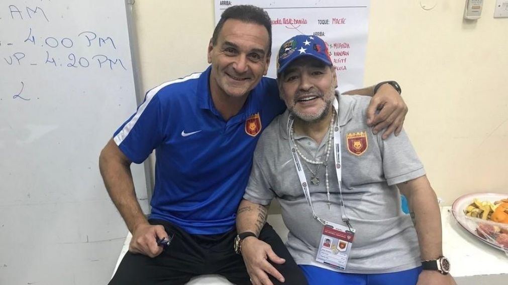 Islas y Diego luego de un partido.