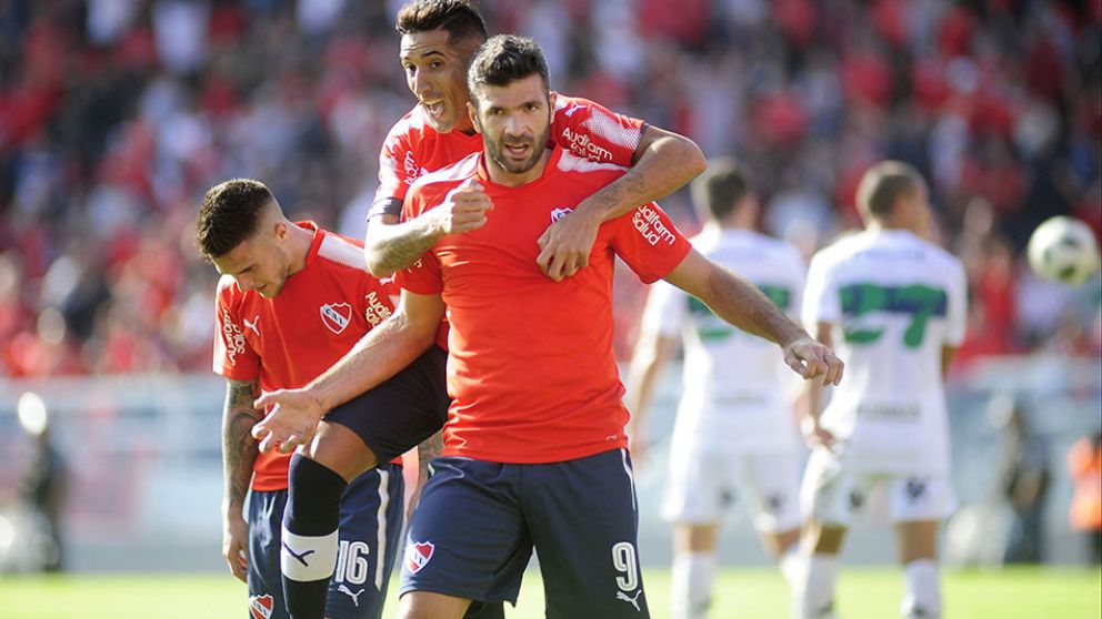 El Puma, habló y apuntó para todos lados. (FotoBaires)
