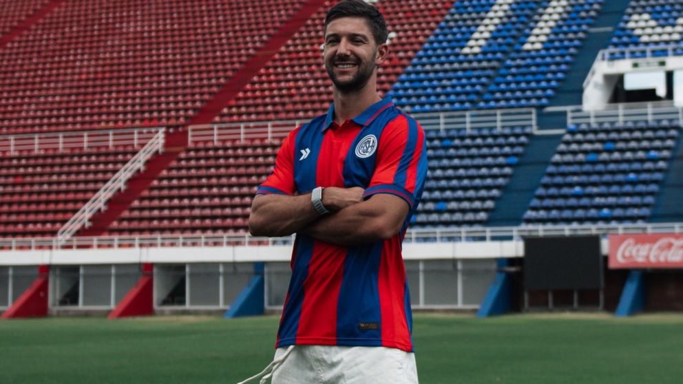 Luciano Vietto firmó su contrato y fue presentado en San Lorenzo