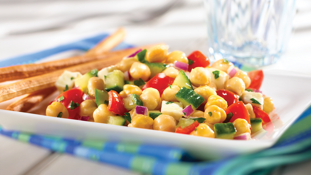 Ensalada de garbanzos express: la comida proteica lista en 5 minutos y sin prender una hornalla