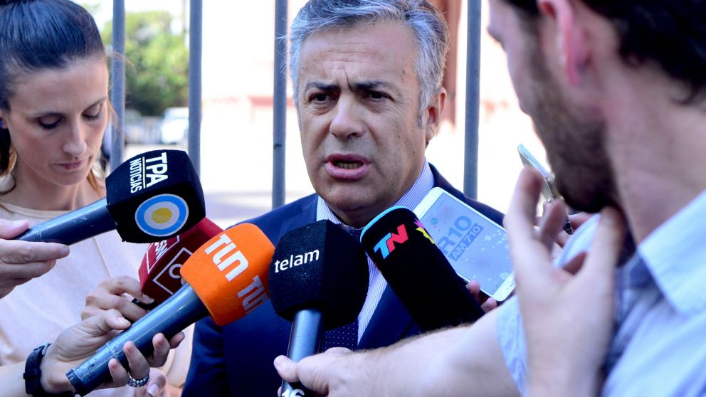 Cornejo, titular de la UCR, cierra filas con el presidente (Jonatan Moreno - Diario Crónica)