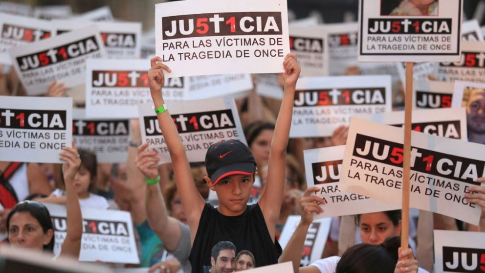 Se conocieron las condenas a los culpables de la tragedia de Once. A Jaime le aumentaron la pena y hubo un absuelto.