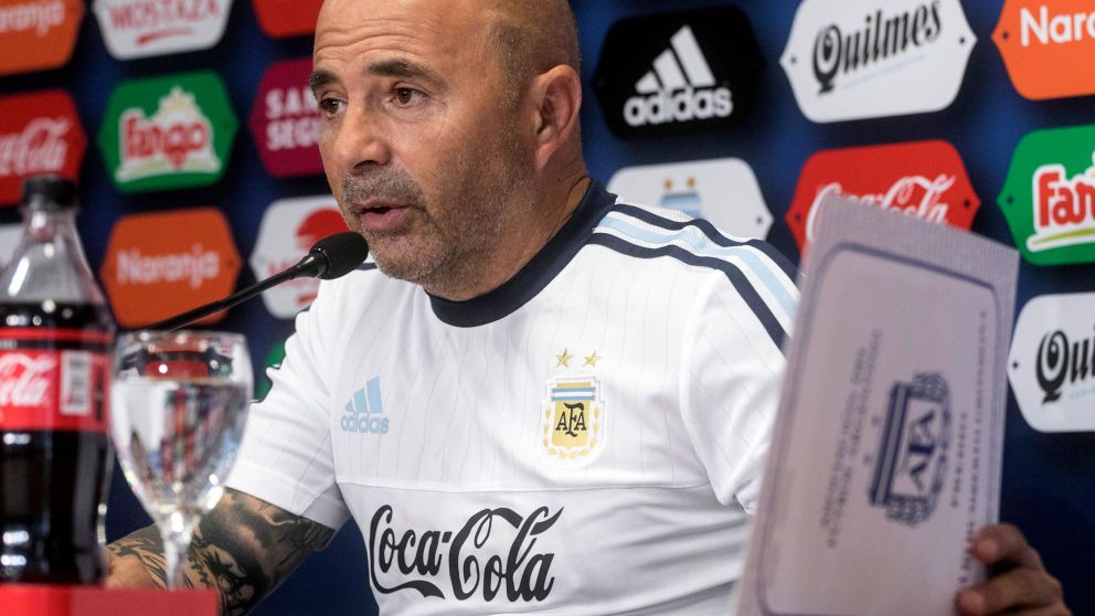 "Sampa". En menos de una semana confirmar� a los futbolistas que van a Rusia. (AFP)