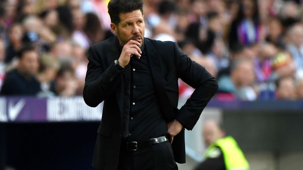 Simeone indignado por el poco descanso del Atlético Madrid entre los partidos de Liga y de Copa.