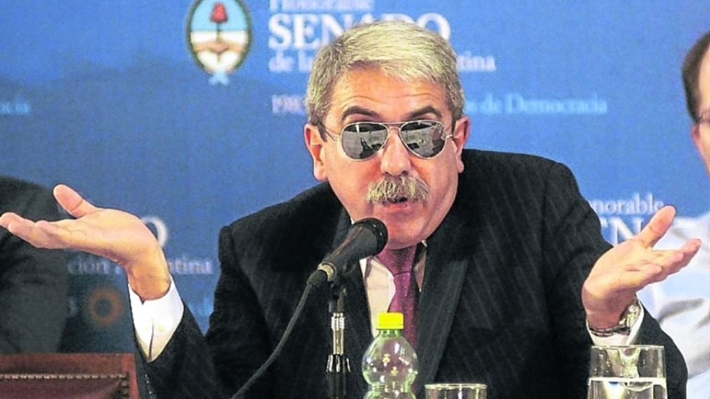 Anibal Fernández asistirá en cuestiones judiciales a Cristóbal López. (DyN)