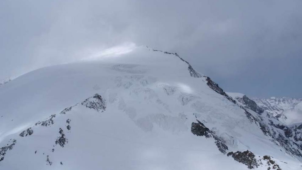El clima continúa cobrándose vidas de alpinistas y montañistas en Los Alpes.