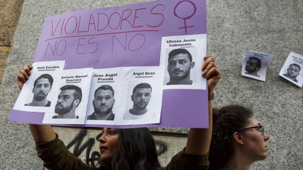Se desarrollaron protestas masivas frente al Palacio de Justicia español y en puntos.