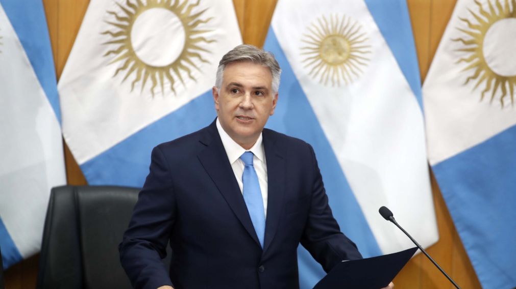 Martín Llaryora sigue arriba en las encuestas para la reelección en Córdoba.