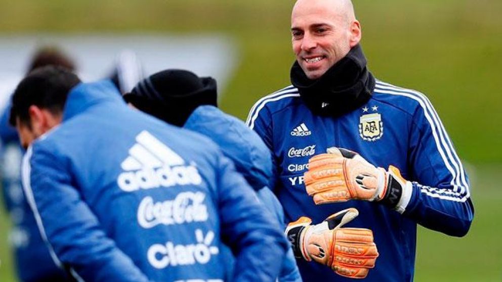 El arquero no descarta la posibilidad de ir al mundial.