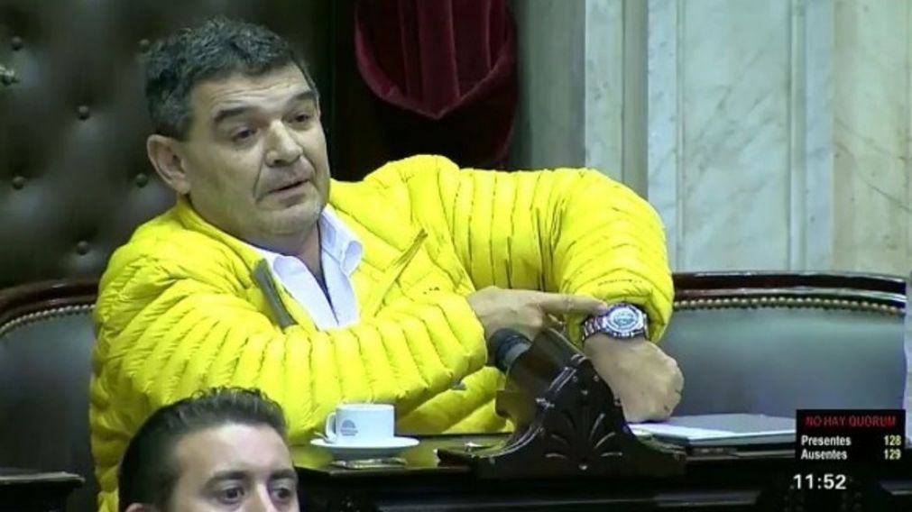 Hace siete días, Olmedo se fue antes de que hubiera quórum.