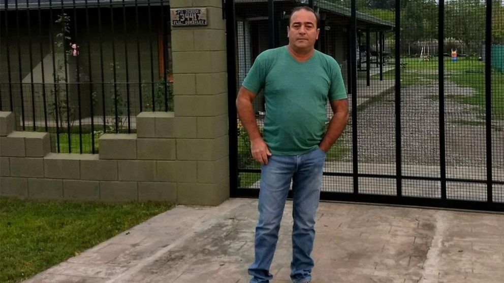 Asaltaron en su casa a un concejal de Pilar y secuestraron a su hijo