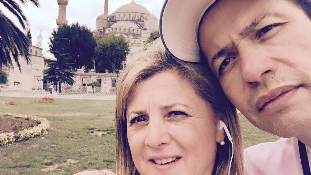 Rosana Migueles y Horacio González, en tiempos felices, de vacaciones.