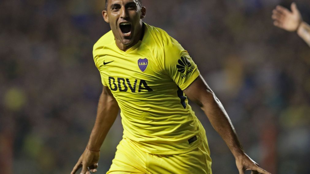 Wanchope �bila, autor de 7 goles en la Superliga para Boca, quiere ser titular tambi�n en la Libertadores.