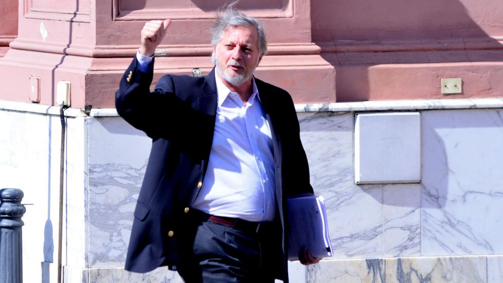 La reunión de Macri, Aranguren y Cornejo sería la que destrabó el acuerdo (foto de Jonathan Moreno).