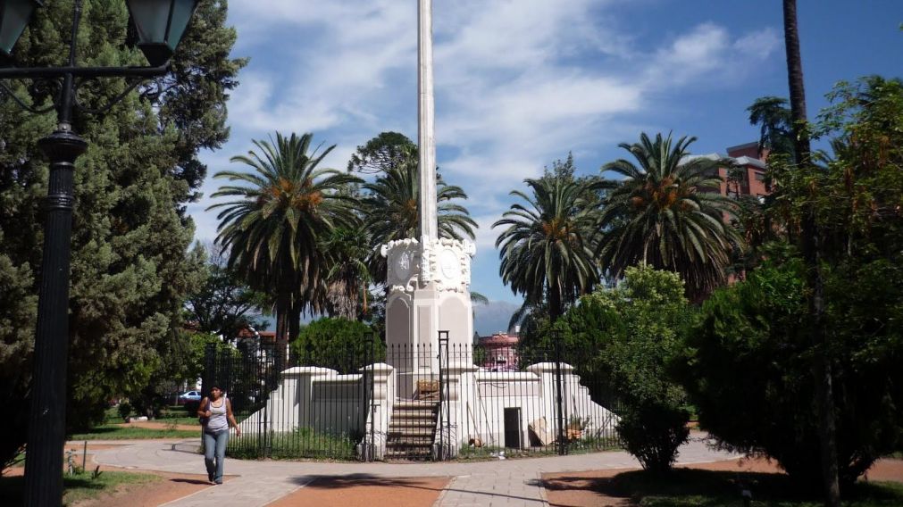 Güemes. Plaza a la que fue con sus amigos.