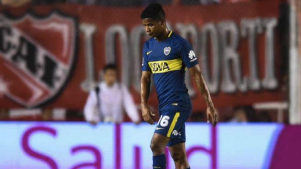 El mediocampista debió salir lesionado en el medio del clásico frente al "Rojo".
