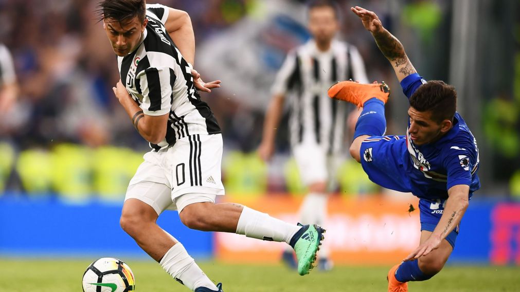 Gran partido de Dybala, imparable para los defensores de la Sampdoria.