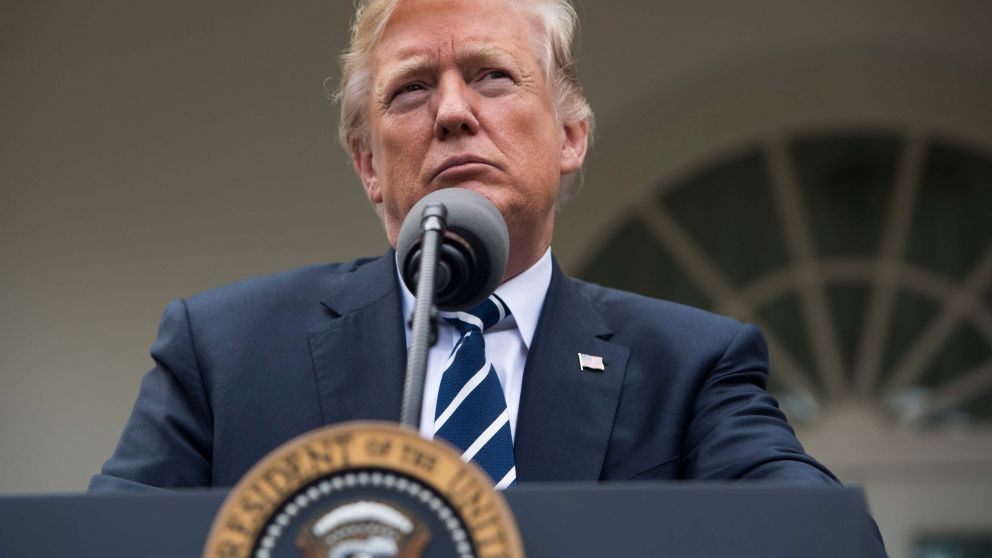 Trump con cara de pocos amigos. (AFP)