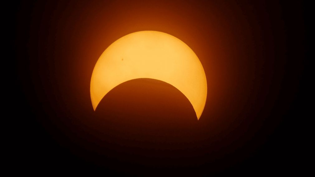 Crece la expectativa por el eclipse m�s largo del siglo.