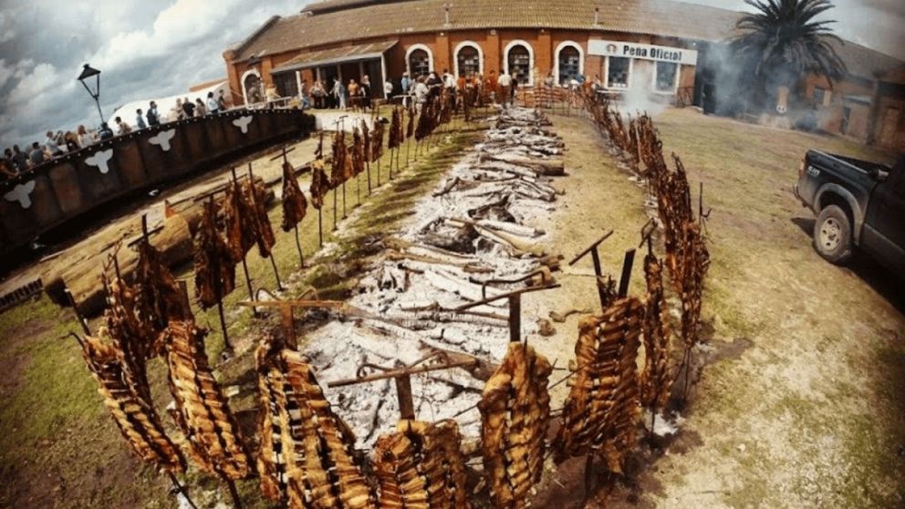 Un pueblo bonaerense donde la tradici�n, la ganader�a y los sabores aut�nticos se encuentran en cada celebraci�n y plato.