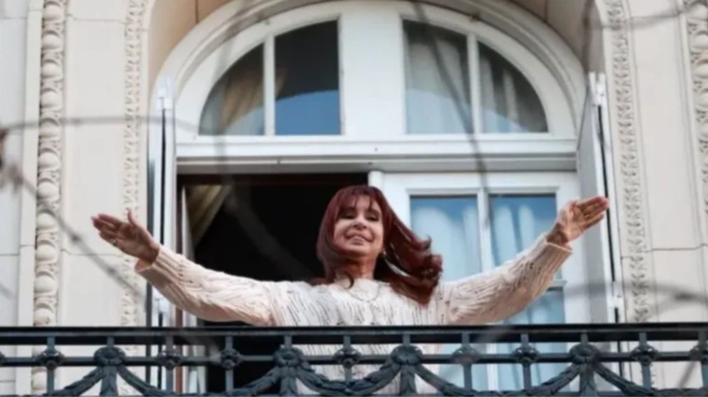 Cristina Fern�ndez de Kirchner cumple condena en su casa del barrio porte�o de Monserrat.