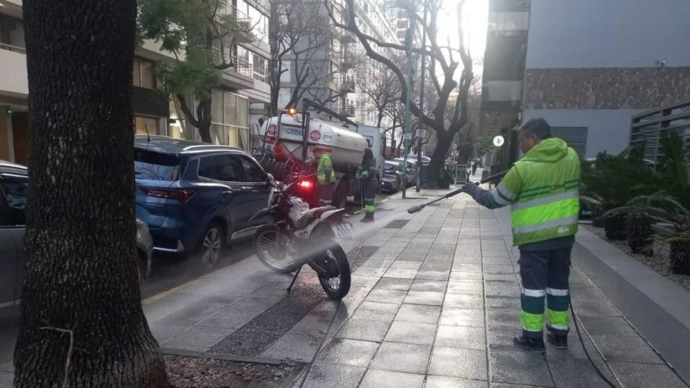 El gobierno porte�o refuerza limpieza y realiza operativos especiales ante sospechas de envenenamiento de mascotas.