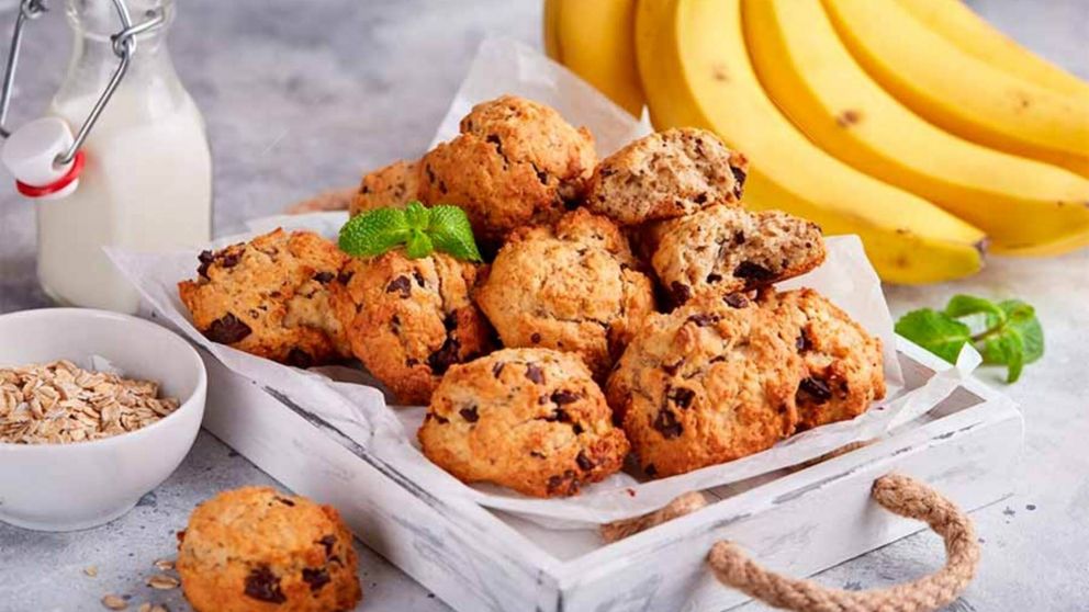 Deliciosas galletitas de avena y coco sin azúcar ni harina.