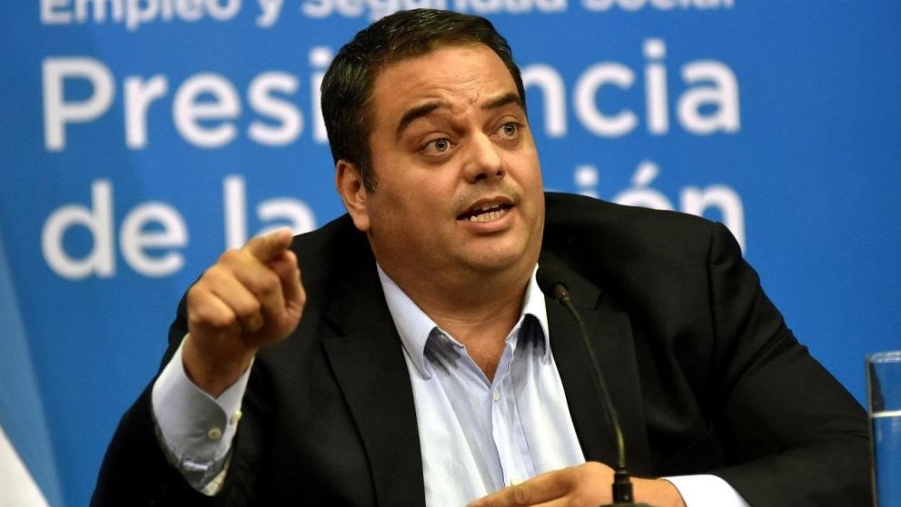 Jorge Triaca habló sobre su ex empleada y apuntó contra Moyano. (Archivo)