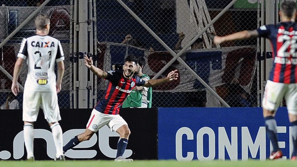 Gudiño lo grita con todo. (AFP)