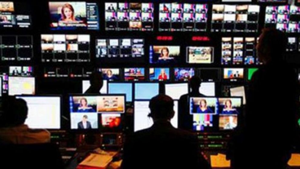 Los operadores de telefonía celular también podrán ofrecer tv por cable, internet y telefonía fija.