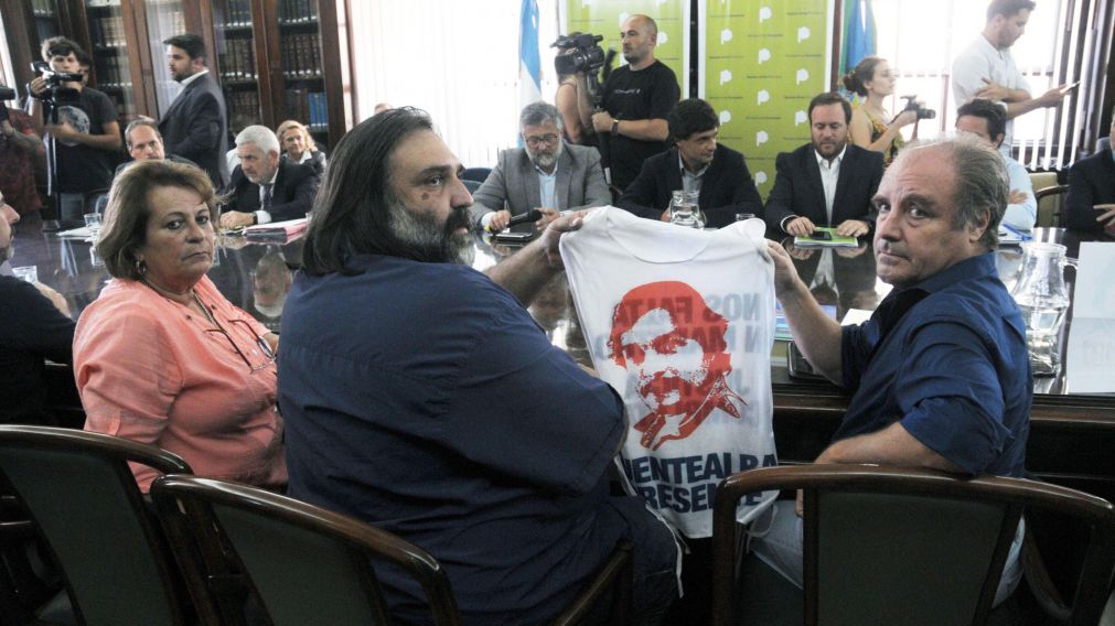 Roberto Baradel presente en el sexto encuentro paritario en Econom�a. 