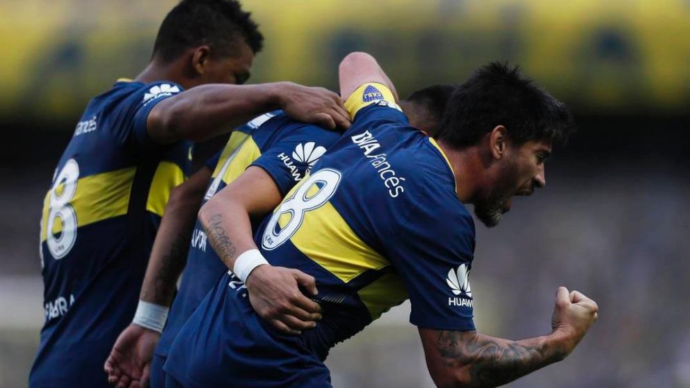 Pablo Perez insultó a un hincha que lo había criticado en el entretiempo.